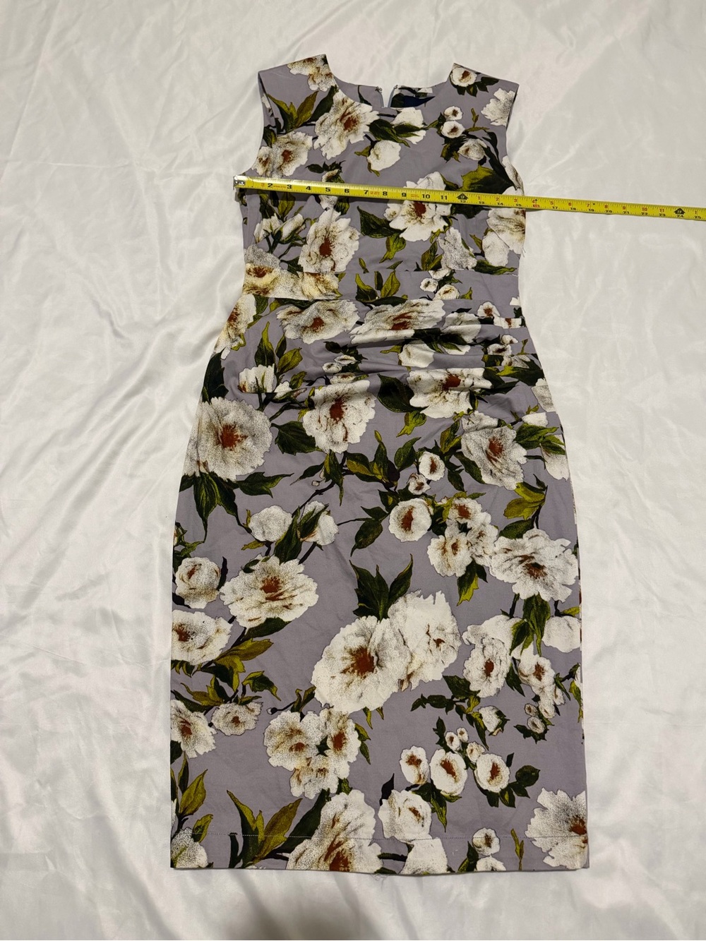 SAMANTHA SUNG Lavender-Gray Floral Midi Sheath Dress, pre-owned - Picture 12 of 14